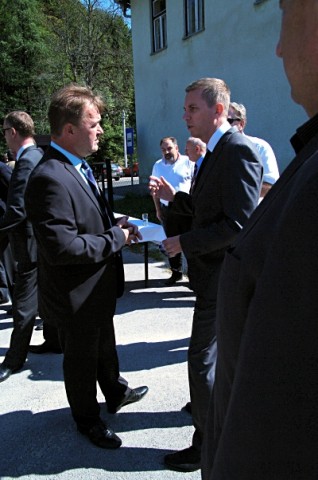 Pomoćnik ministra zaštite prirode Nenad Strizrep u razgovoru sa načelnikom općine