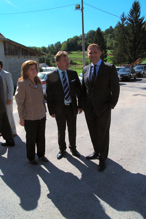 Gradonačelnik grada Samobora g. Krešo Beljak, načelnik općine Žumberak g. Zdenko Šiljak, gđa. Svjetlana Ognjanovac Josipović